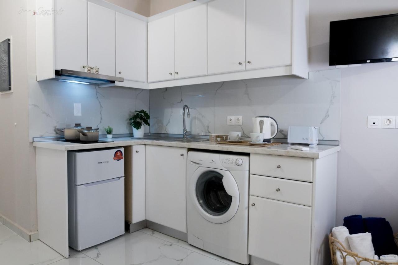 Sunset Brand New Luxury Apt With Pool & Sea View Karpathos Extérieur photo